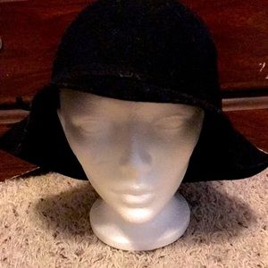 Stylish black hat -new